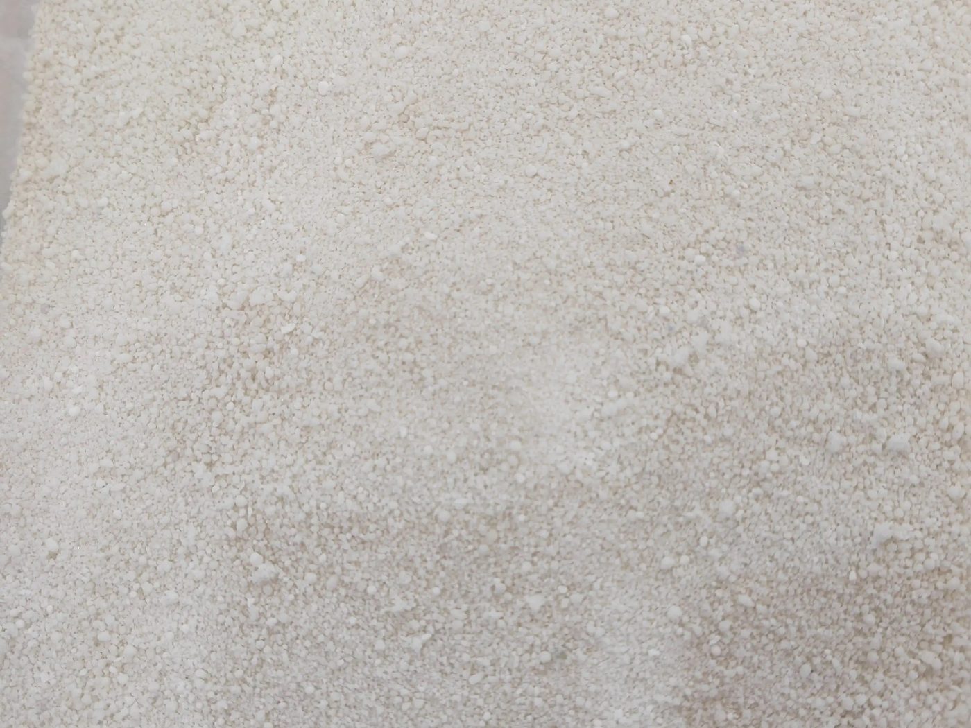 Cassava cat litter granules